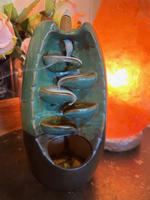 WATERFALL BACK FLOW BURNER
