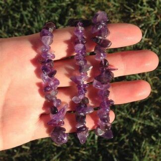 AMYTHEST CRYSTAL CHIP BRACELET