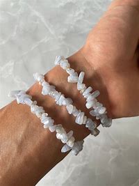 BLUE LACE AGATE CRYSTAL CHIP BRACELET