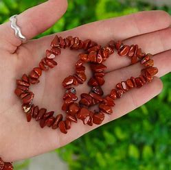 RED JASPER CRYSTAL CHIP BRACELET